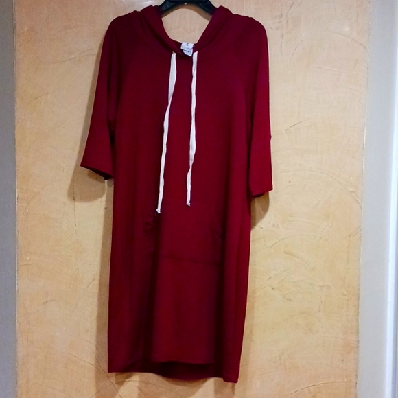 Dress - Picture 1 of 2